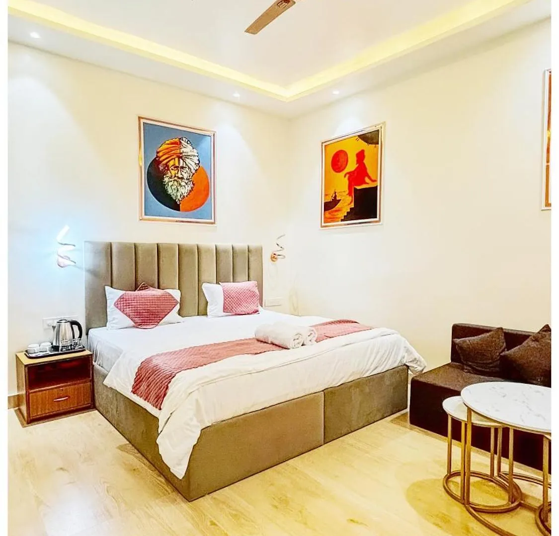 Hotel The Banaras Inn !Near Kashi Vishwanath Temple - Providing Air Conditioned And Well Decorated Rooms With Free Wi-Fi - Best Hotel In Varanasi