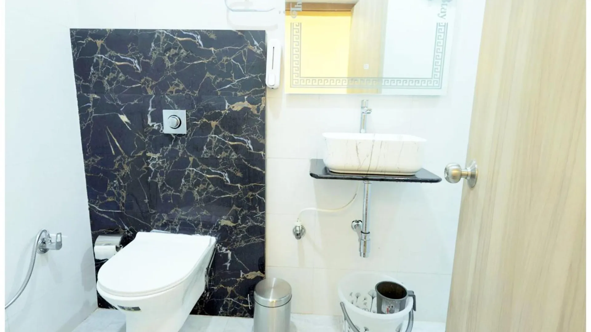 ****  Hotel The Banaras Inn !Near Kashi Vishwanath Temple - Providing Air Conditioned And Well Decorated Rooms With Free Wi-Fi - Best Hotel In Varanasi India