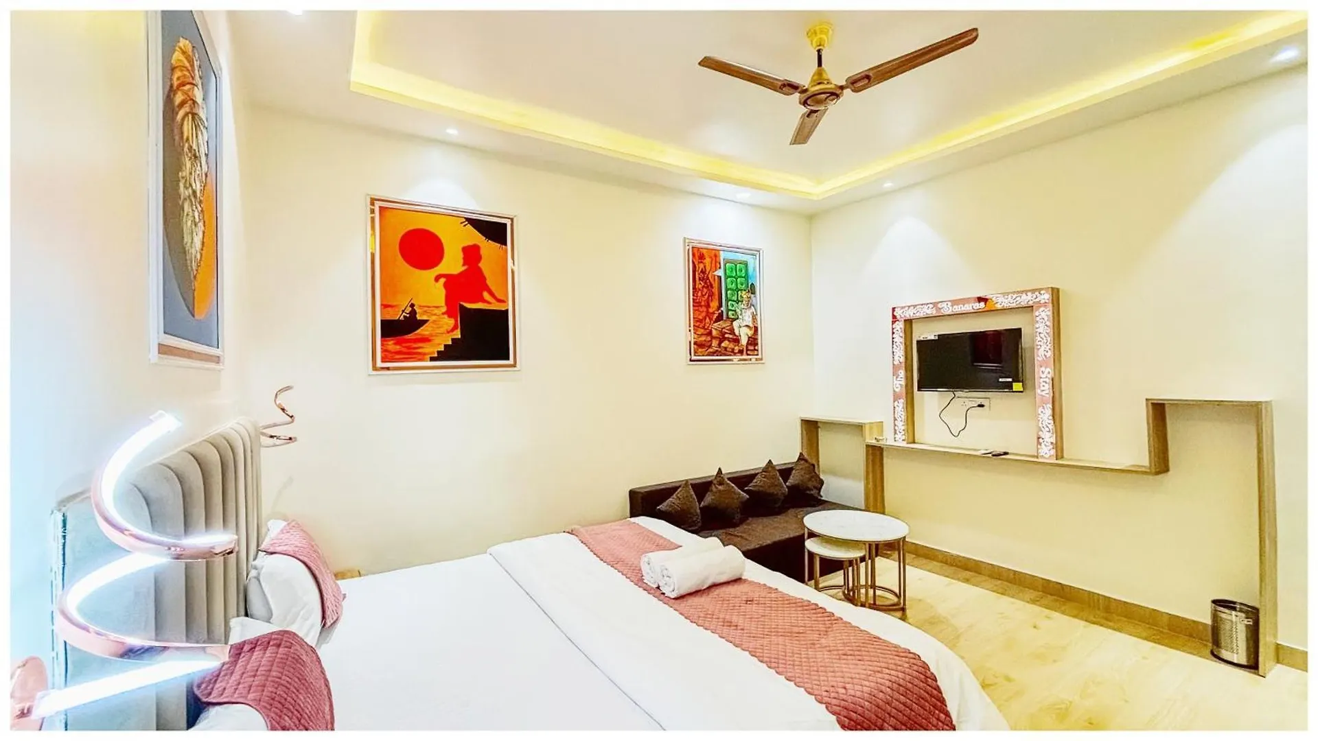 Hotel The Banaras Inn !Near Kashi Vishwanath Temple - Providing Air Conditioned And Well Decorated Rooms With Free Wi-Fi - Best Hotel In Varanasi