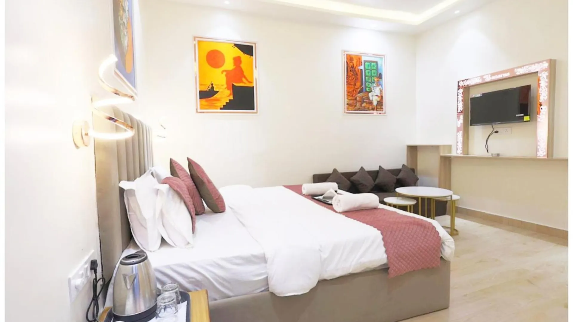 Hotel The Banaras Inn !Near Kashi Vishwanath Temple - Providing Air Conditioned And Well Decorated Rooms With Free Wi-Fi - Best Hotel In Varanasi 4*,  India